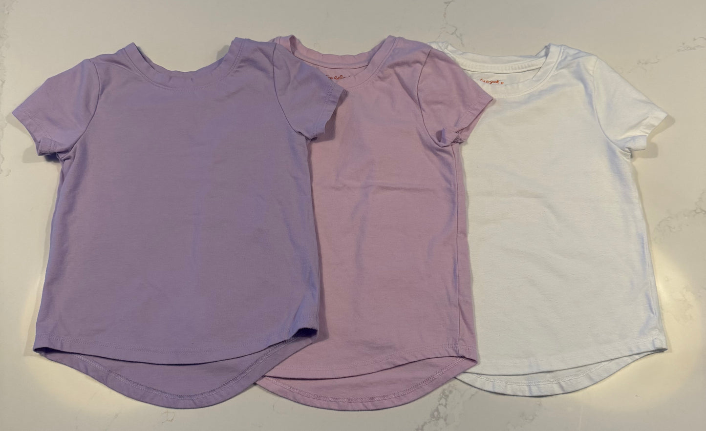 #133 cat & jack 5t girls T-shirts