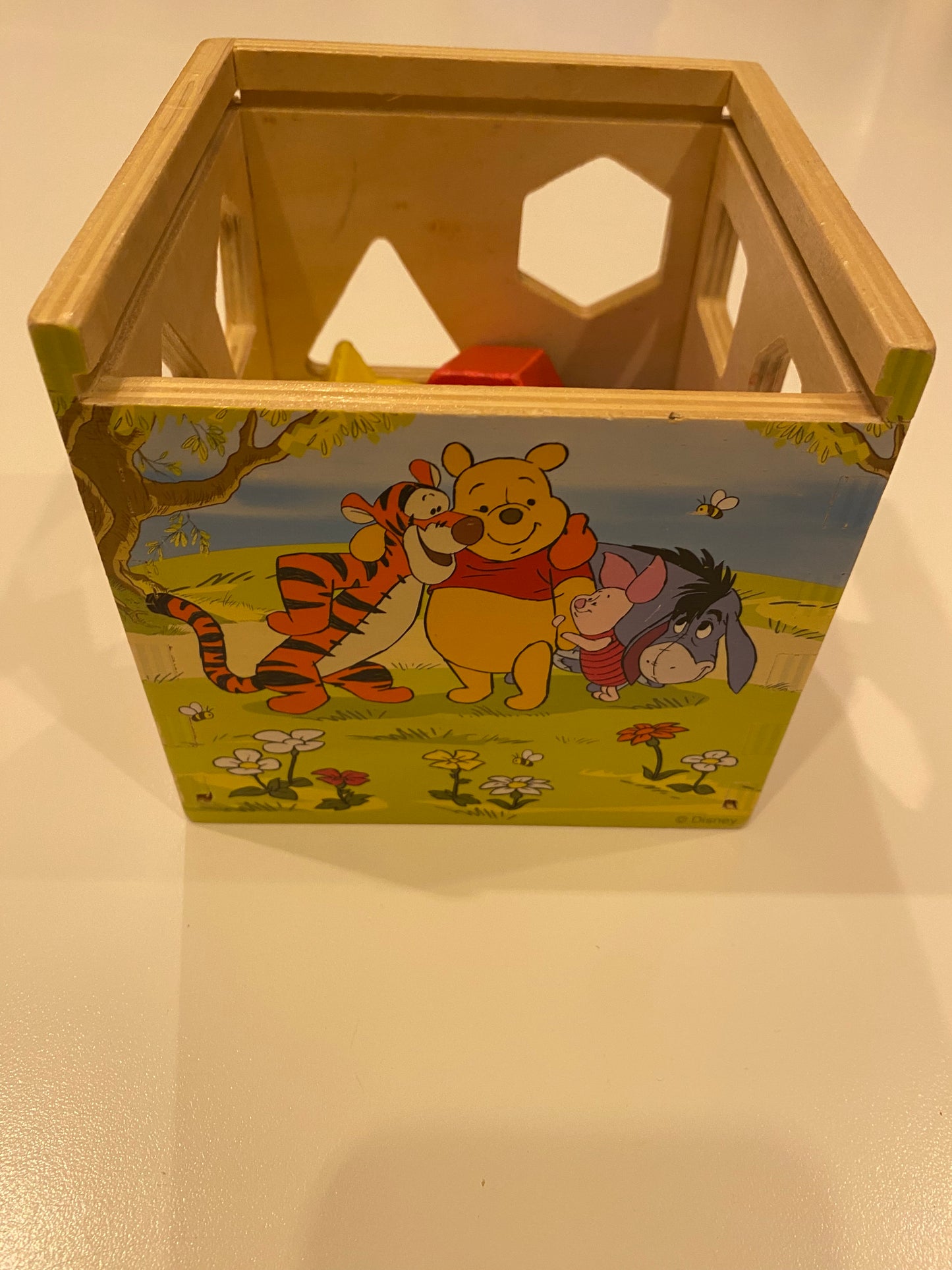 Melissa & Doug Winnie the Pooh Wooden Shape Sorting Cube & wooden shapes.
