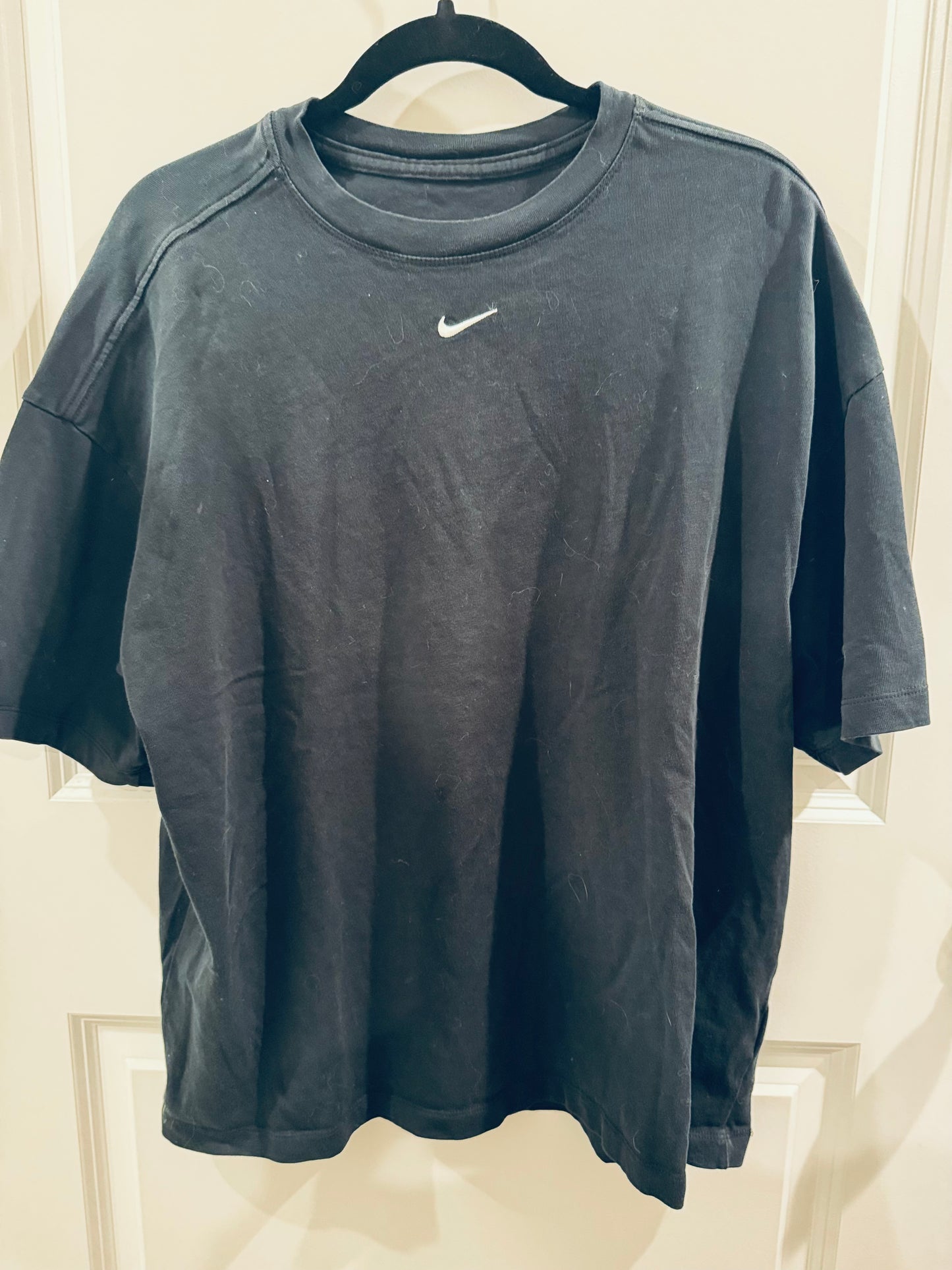 #107 Nike Oversized Heavyweight Tee size M
