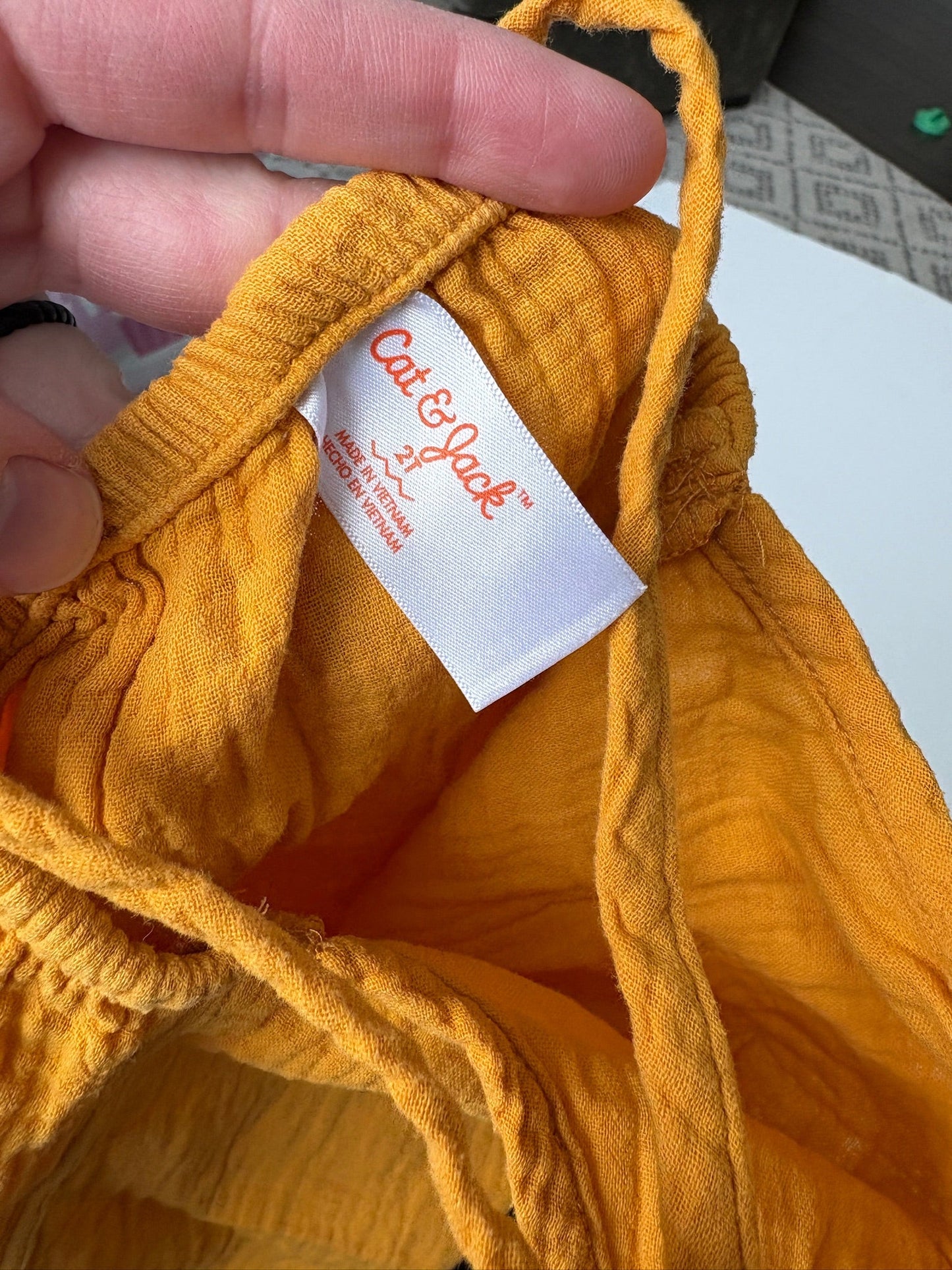 Seller #105 - 2T Girls Yellow Cat & Jack Dress GUC