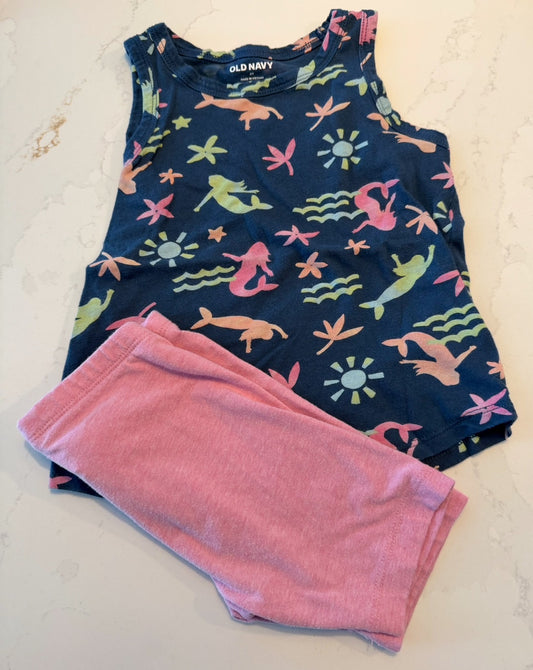 #133 old navy 4T outfit