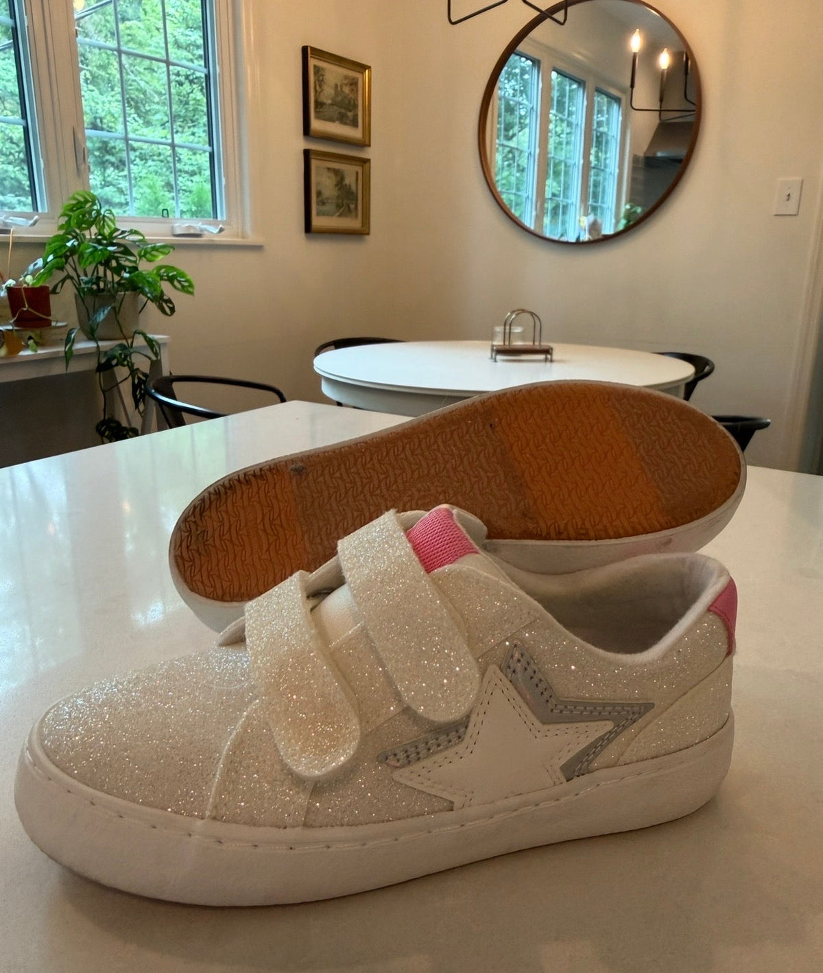 #9 Girls Shoes Size 11 Sparkly White Velcro • Worn Twice