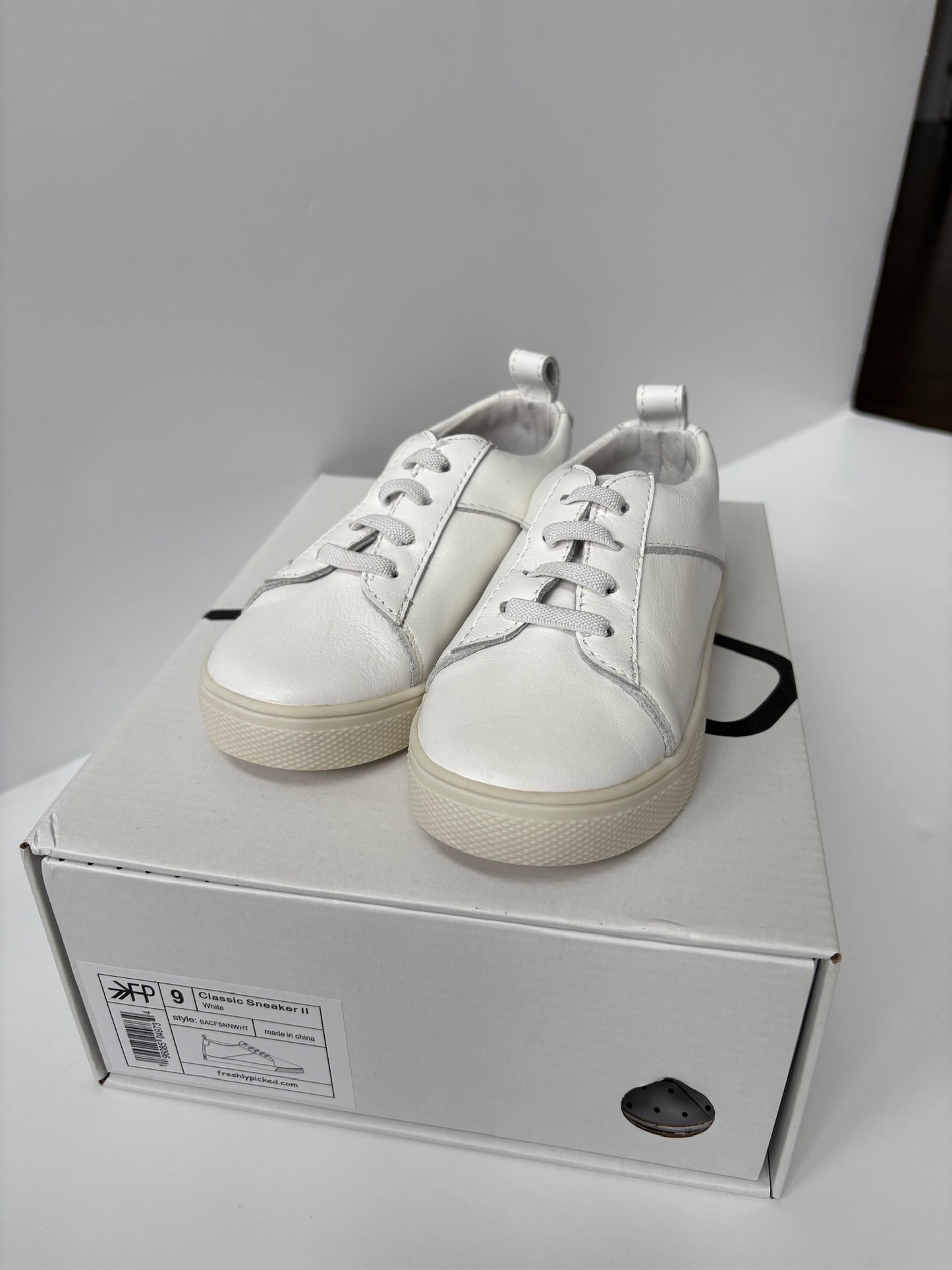 Seller #105 - Size 9c Girls White Freshly Picked Tennis Shoes NEW in box