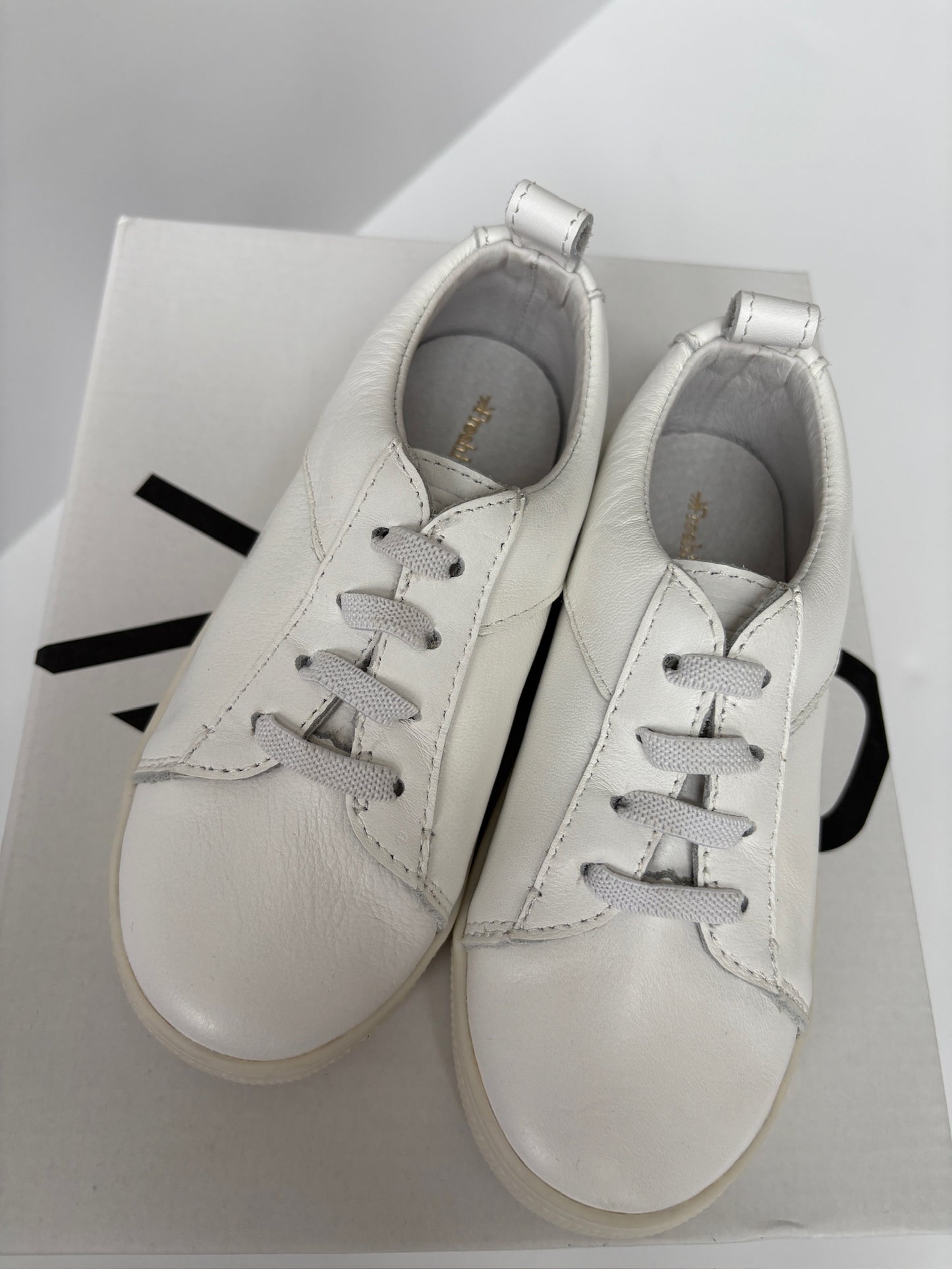 Seller #105 - Size 9c Girls White Freshly Picked Tennis Shoes NEW in box