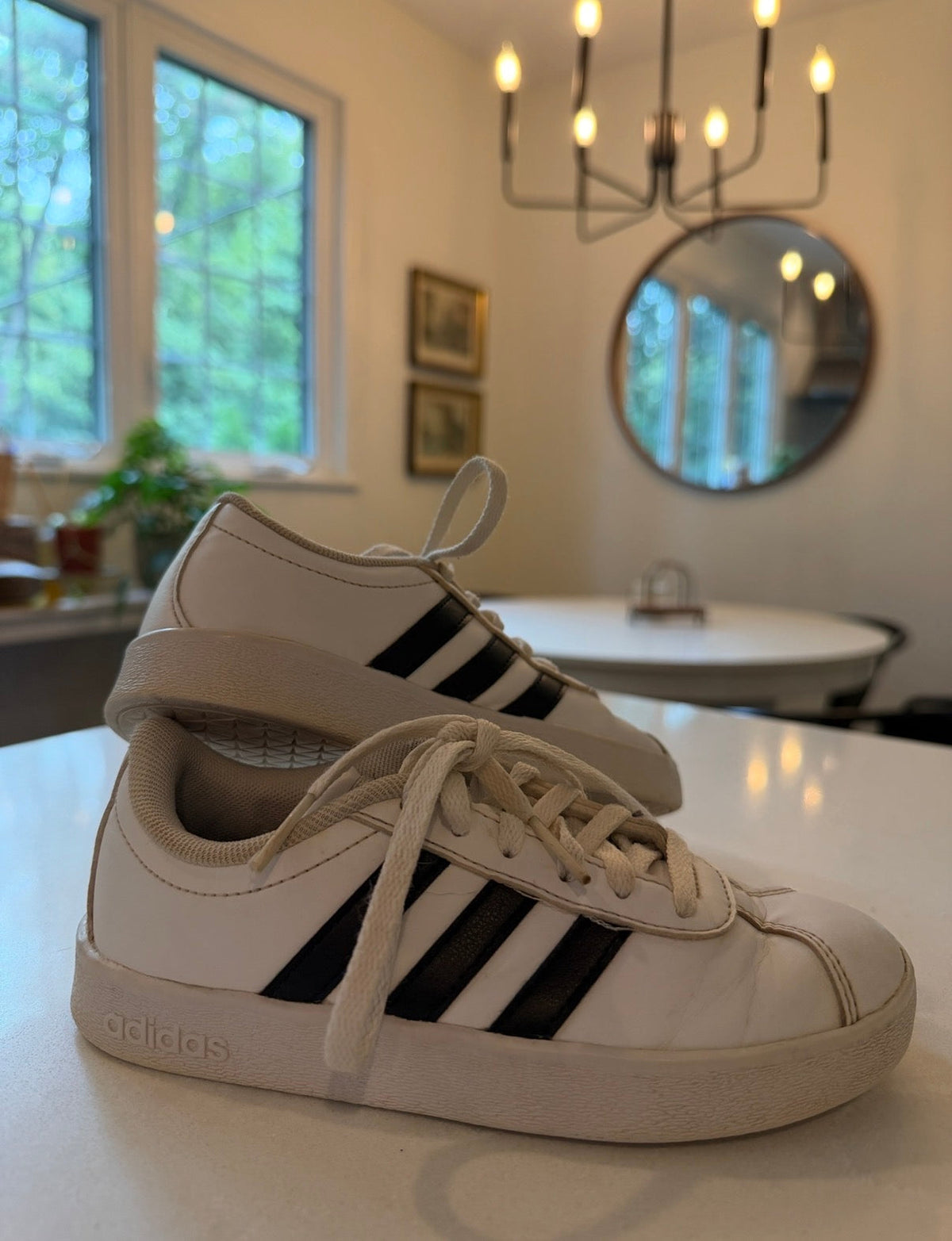 #9 Kids 11.5 Adidas Shoes • White & Black