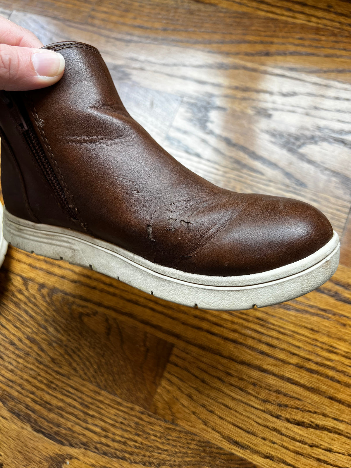 Seller #115 - Cat & Jack Boys Size 2 Brown Leather Ankle Boots, GUC