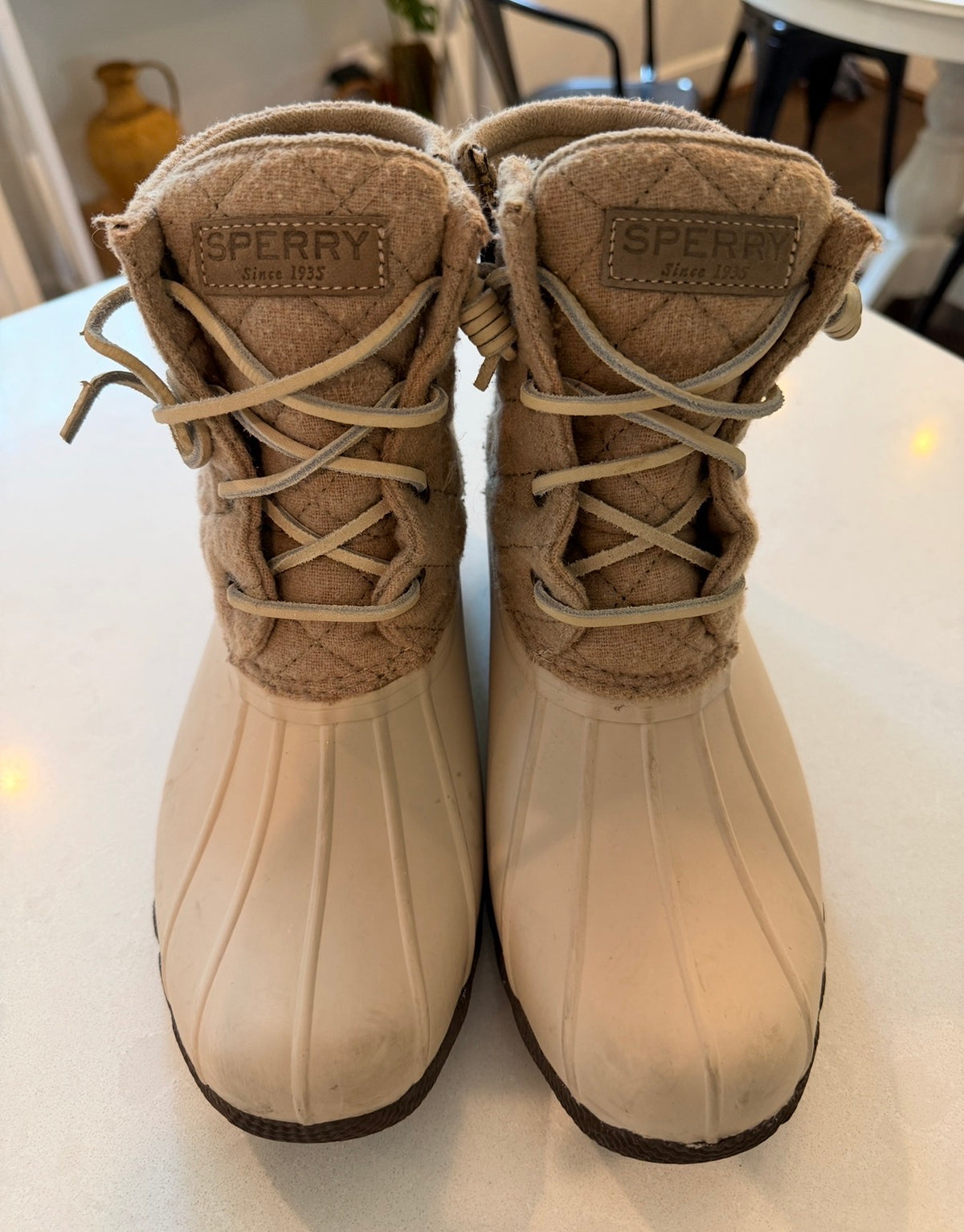 #9 Women’s 7 Sperry Quilted Wool Duck Boots GUC
