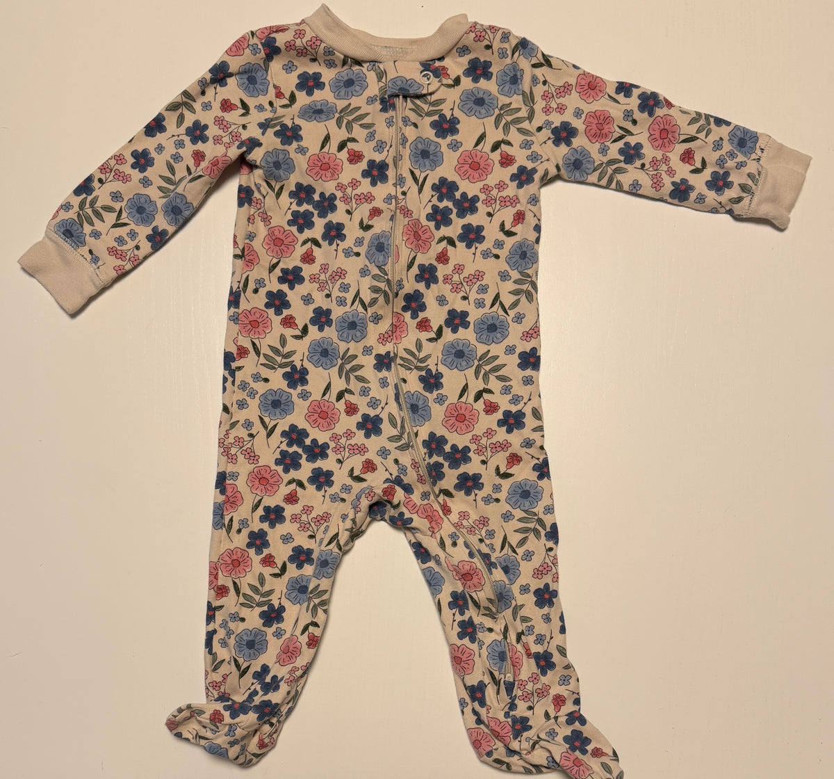 #93 Carters 3-pajama bundle baby girl size 3-6 months