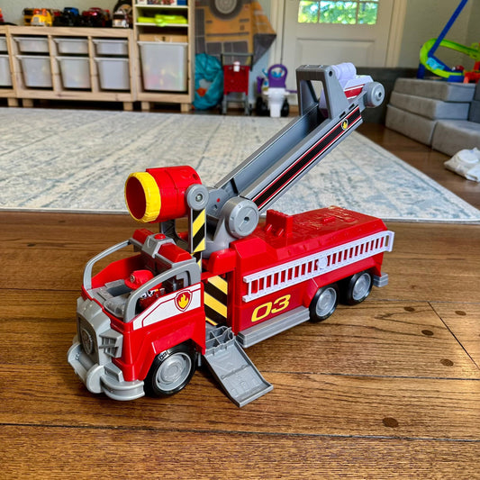 #95 PAW Patrol Marshalls Transforming Movie City Fire Truck w/ Extending Ladder