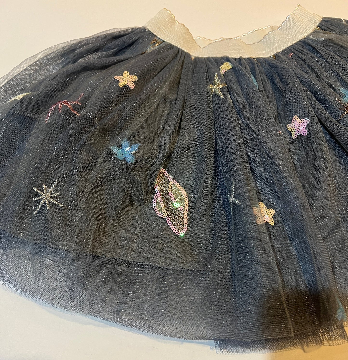 #180 Girls 3T Gray Space Sequin Tulle Skirt
