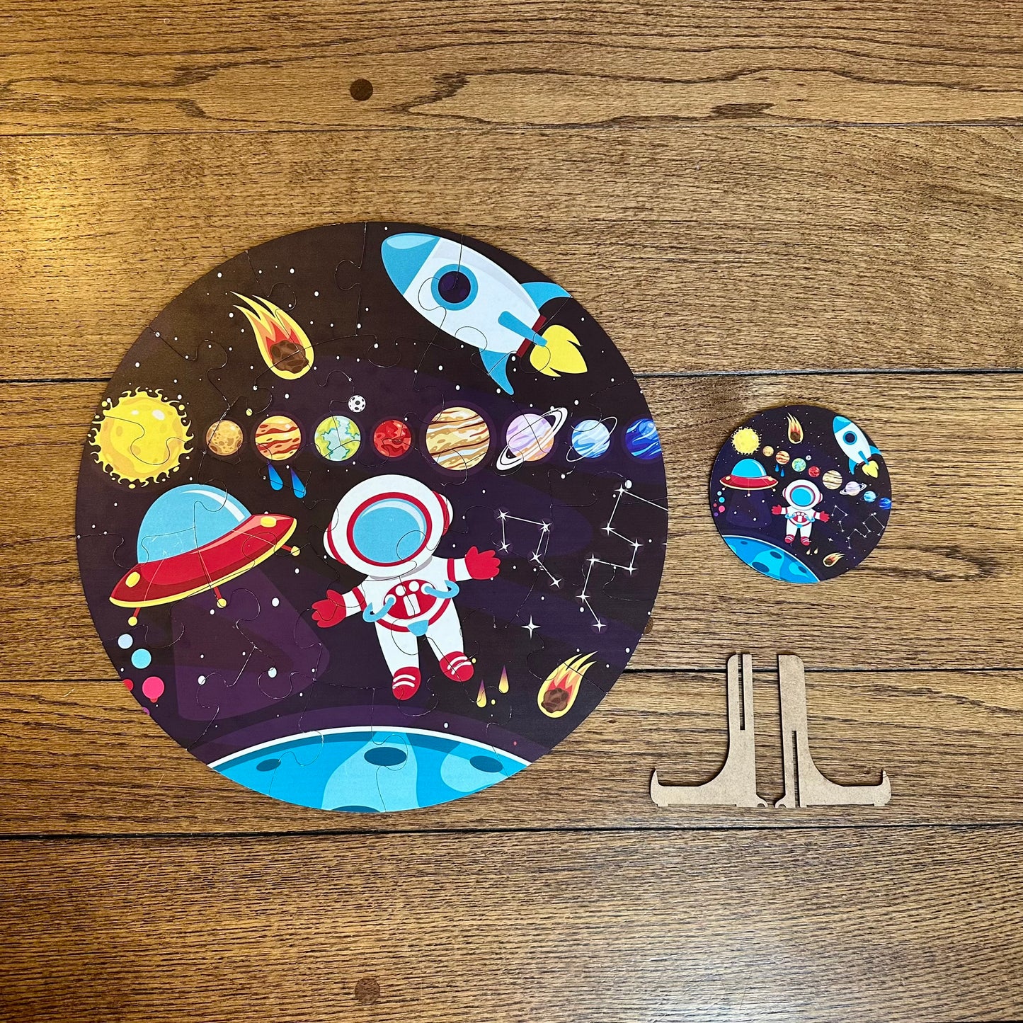 #95 Round Wooden Space Puzzle