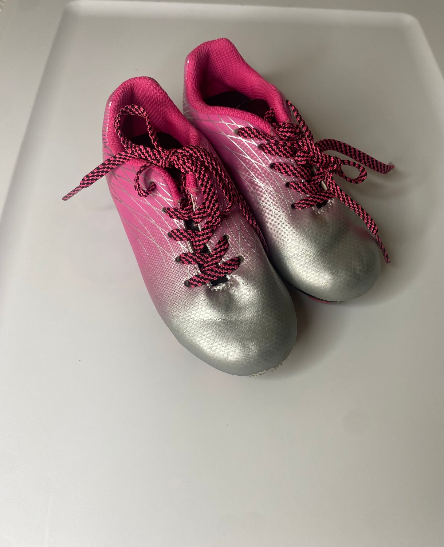 Seller #66 Girls Pink & Silver DSG 9C Soccer Cleats