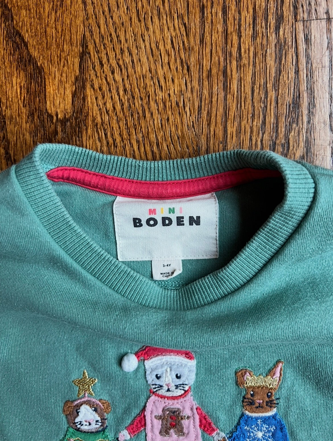 Seller #115 - Boden Girls 3-4Y Green Holiday Sweatshirt, GUC