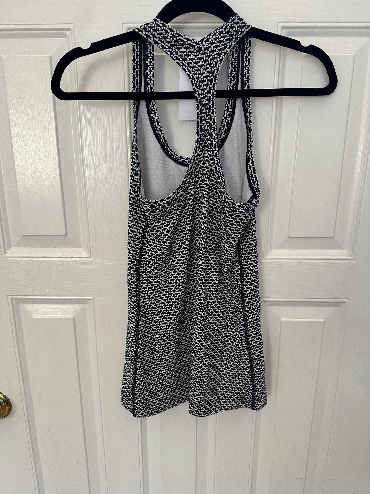 Lululemon Gray 10/12 Tank Top no size for measurements in listing Pick up in Milford 45244