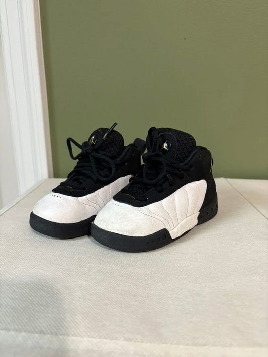 #133 **REDUCED** 6c Air Jordans