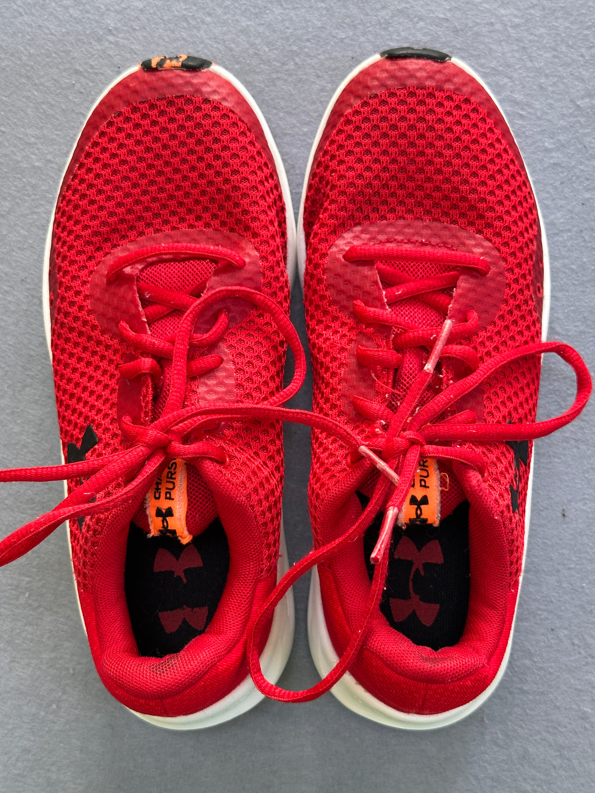 #163 Under Armour Charged Pursuit Red Sneakers - size 4Y - EUC