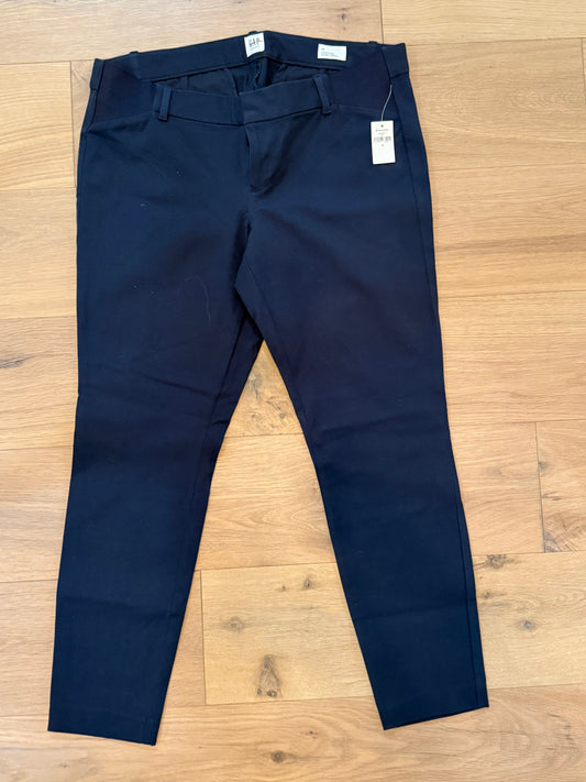 *REDUCED* #50 • Maternity • Gap • 12 • NWT