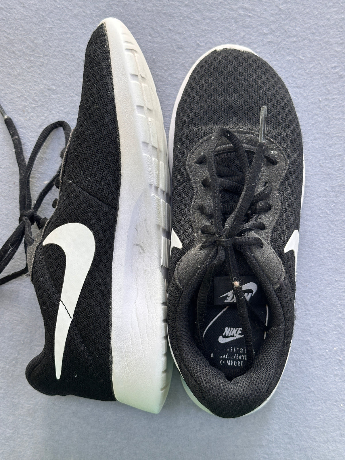 #163 Nike Black Sneakers with White Swoosh - size 5.5 - VGUC