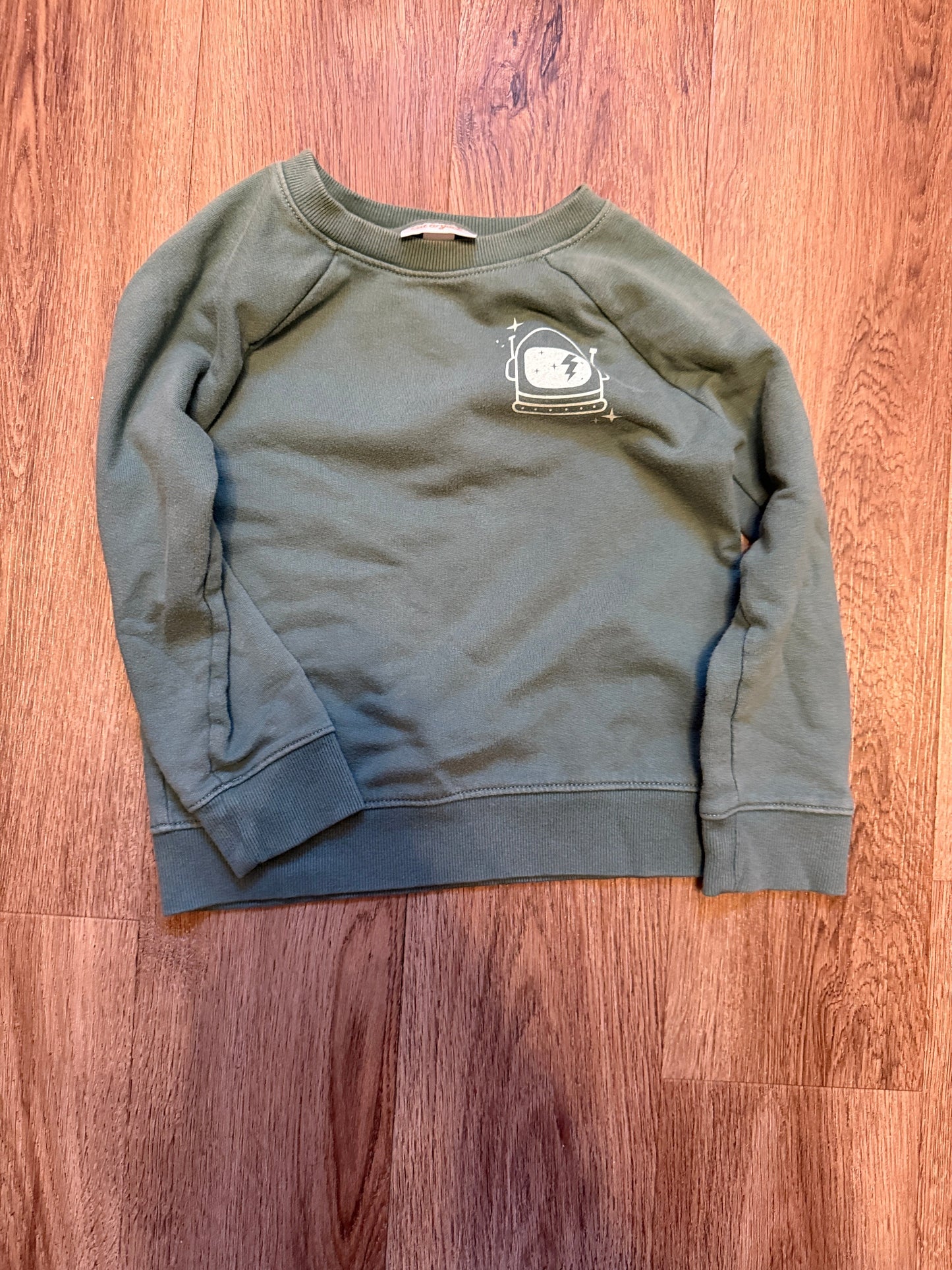 Seller 34 4t pullover sweatshirt (1 of 2)