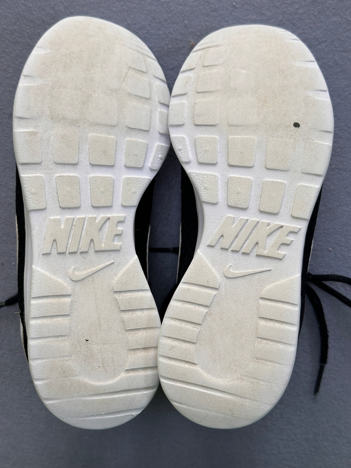 #163 Nike Black Sneakers with White Swoosh - size 5.5 - VGUC