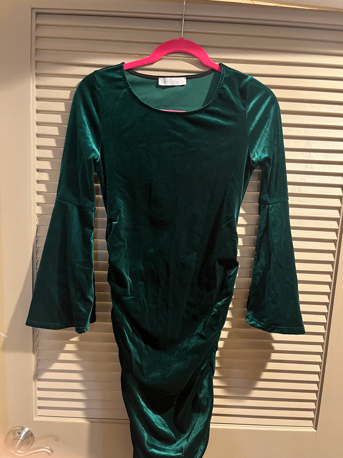 3B My Bump Emerald Green Velvet Maternity dress nwt size small