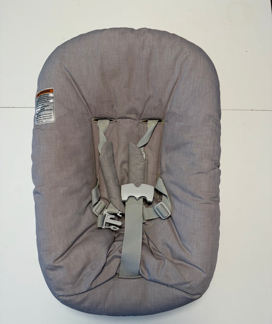 #93 Stokke Tripp Trapp newborn baby seat attachment