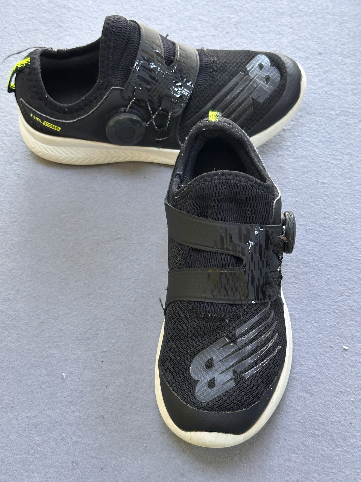 #163 New Balance Fuel Core Black Sneakers - size 2.5 - VGUC