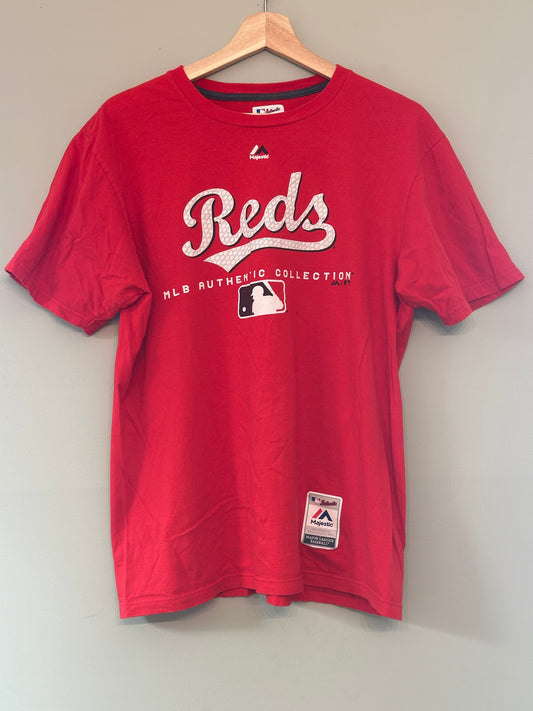 Seller #168 Majestic Men’s Medium Cincinnati Reds T-Shirt
