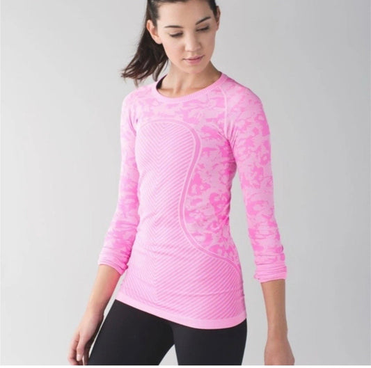 #130 Lululemon Sz 4 Swiftly Tech Long Sleeve Shirt
