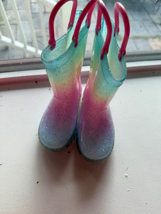 136 NWOT girls rainbow light up rainboots size 6