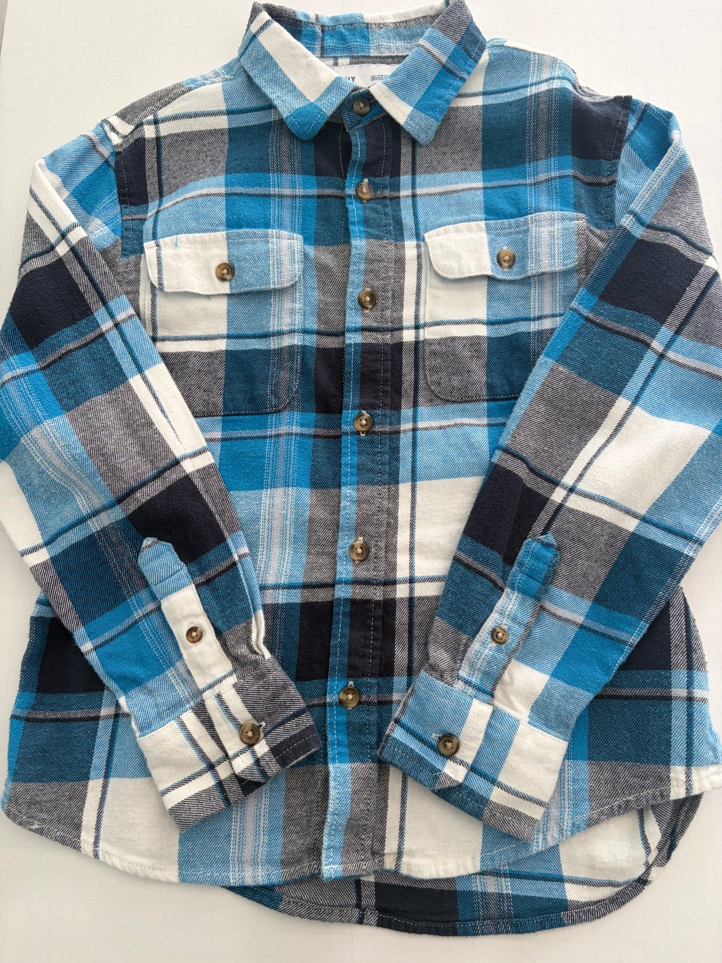 Seller #91 Boys' size 8 Old Navy flannel button-up VGUC