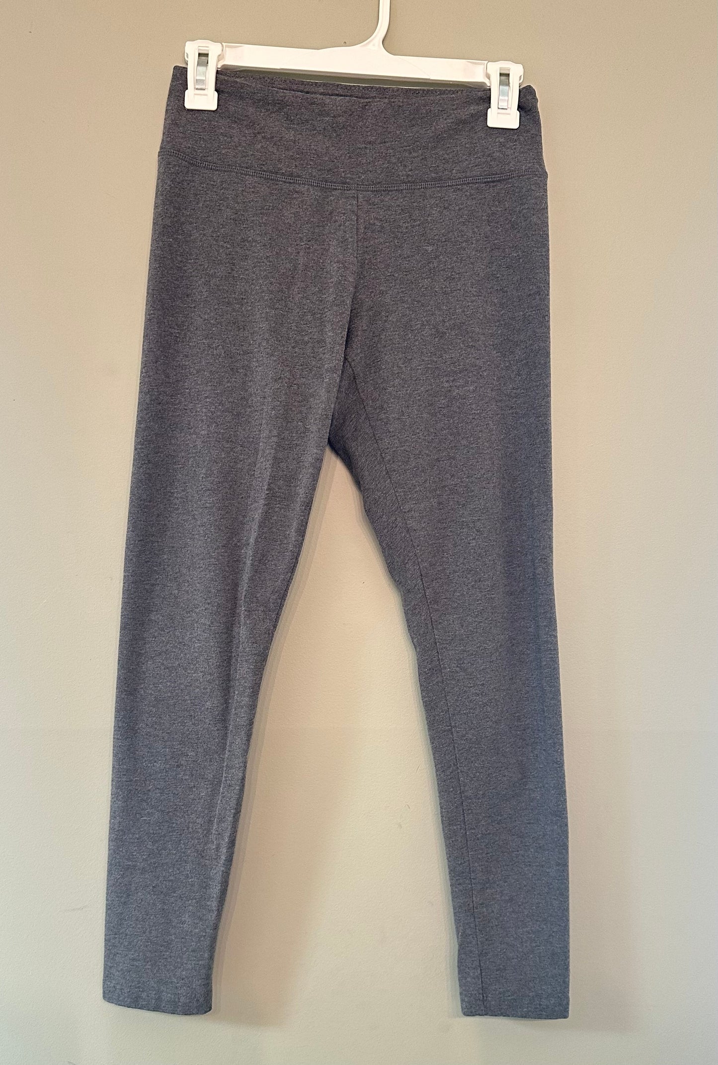Seller #168 Aerie Women’s Medium Gray Legging
