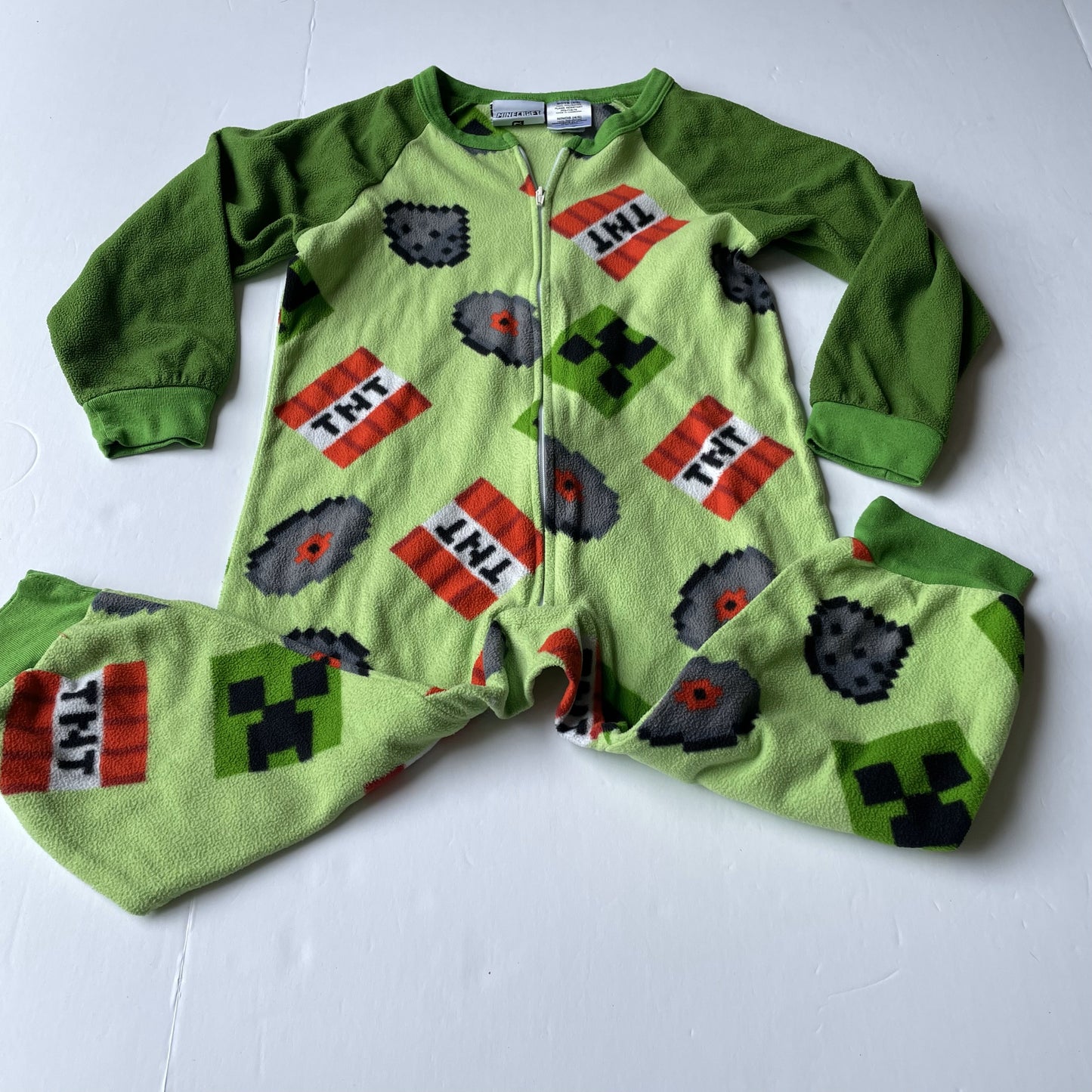 Seller 67 -Minecraft Fleece Footless Sleeper   - 4