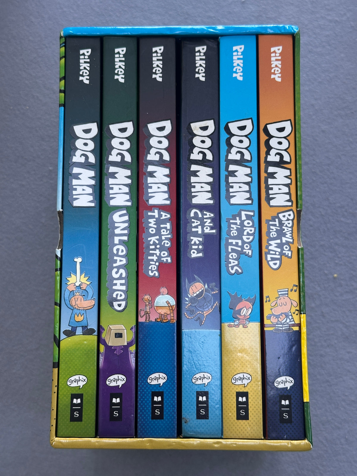 #163 Dog Man 6 Book Box Set