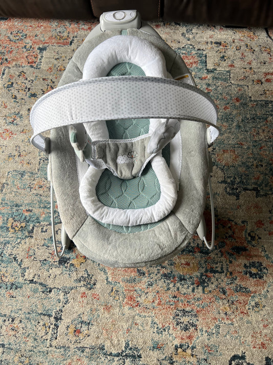 #67 Ingenuity Automatic Baby Bouncer