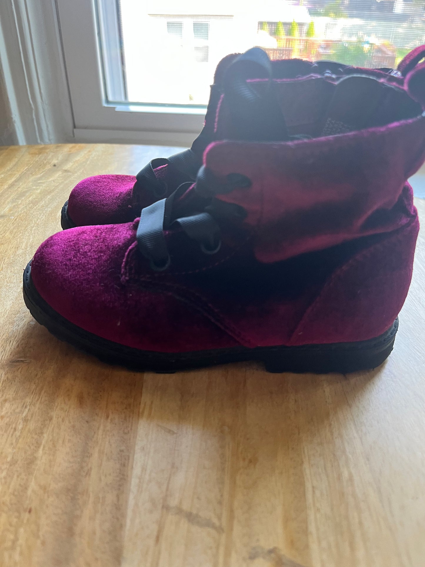 #97- Cat & Jack Toddler Girls Velvet Burgundy Boots Size 9