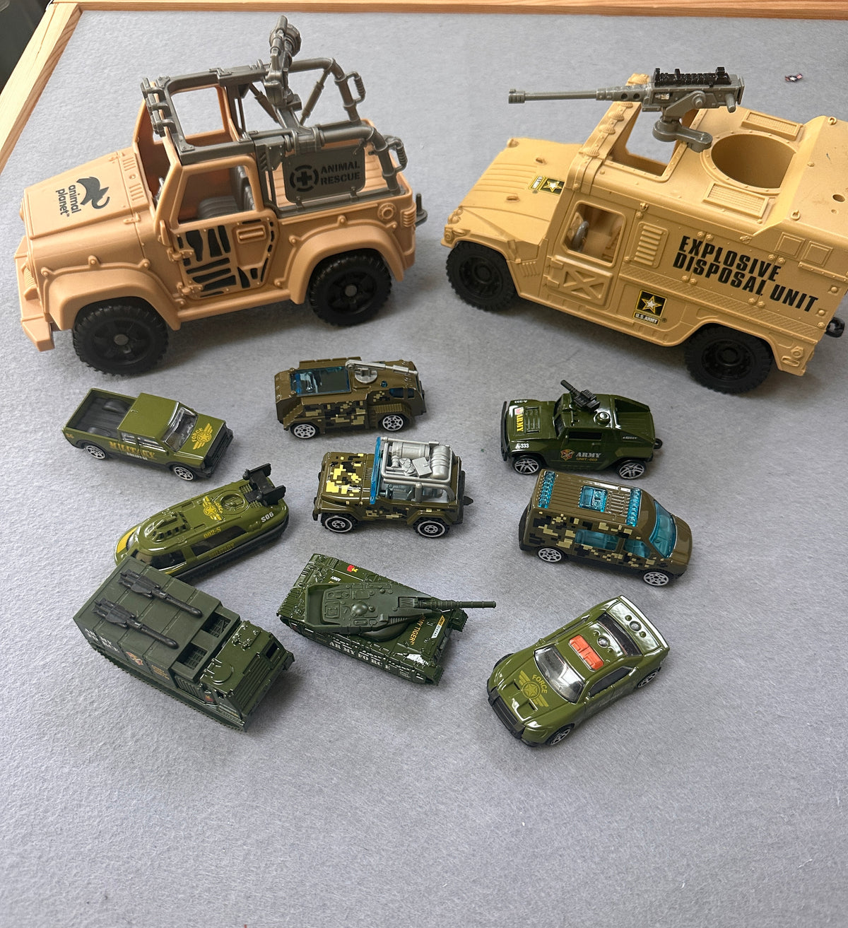 #163 Military Vehicles Set