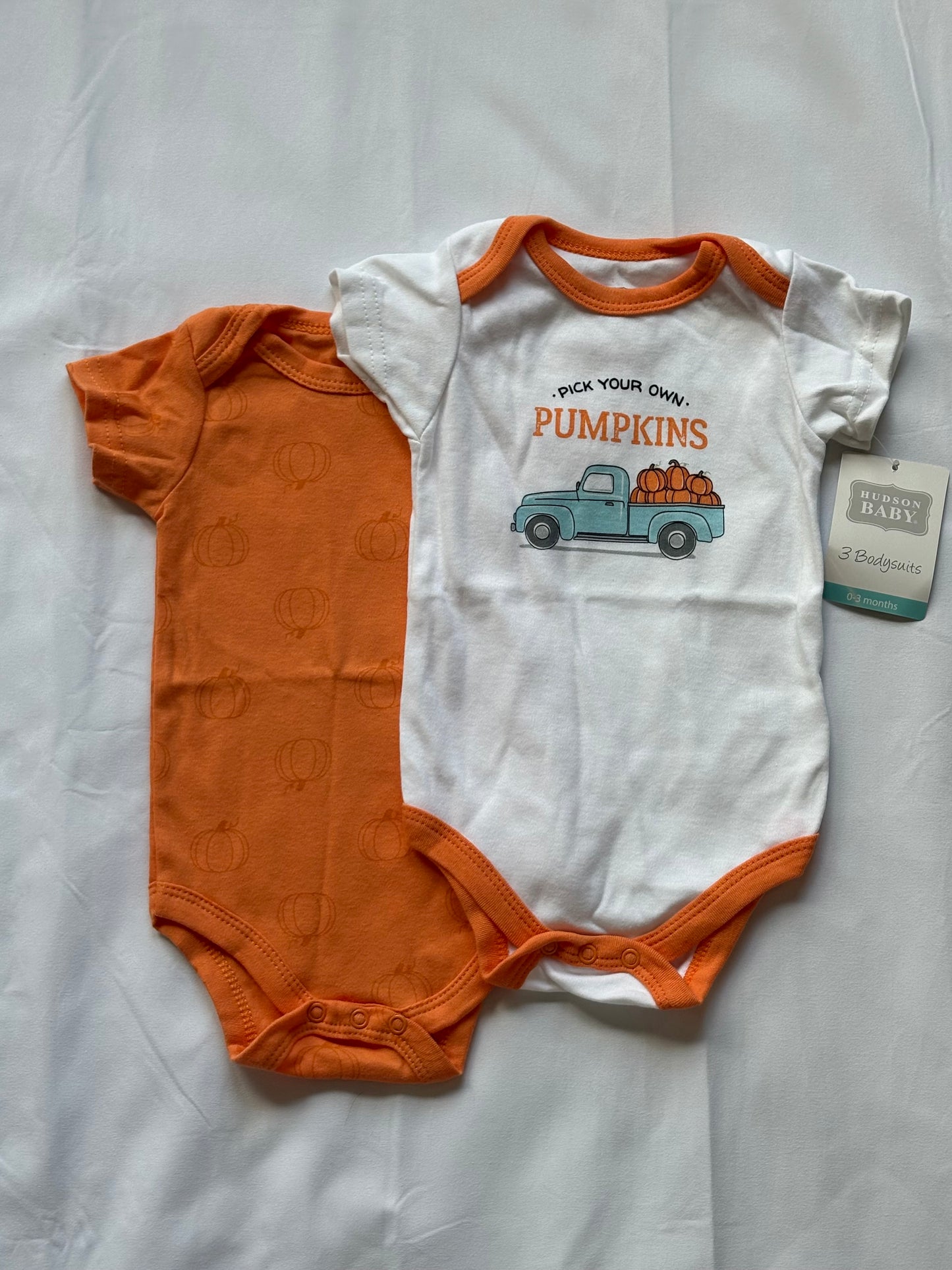 #88 Hudson Baby NWT Pumpkin Onesies (2 pack) Size 0-3M