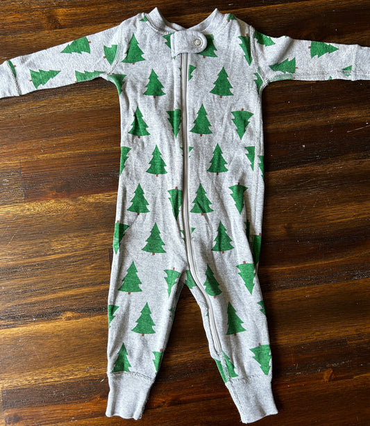 Seller #21 Hanna Andersson 3-6mo Holiday Tree zippy gray