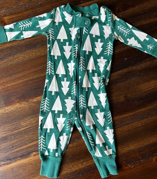 Seller #21 Hanna Andersson 3-6mo Holiday Tree zippy