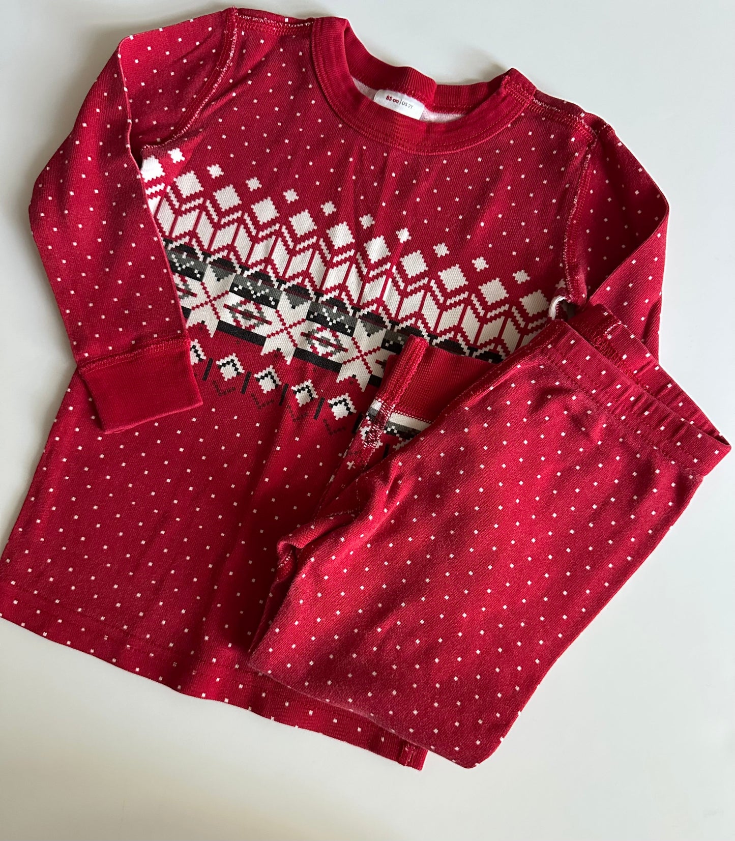 Seller #39 Hanna girl boy 2T red fair isle pajamas