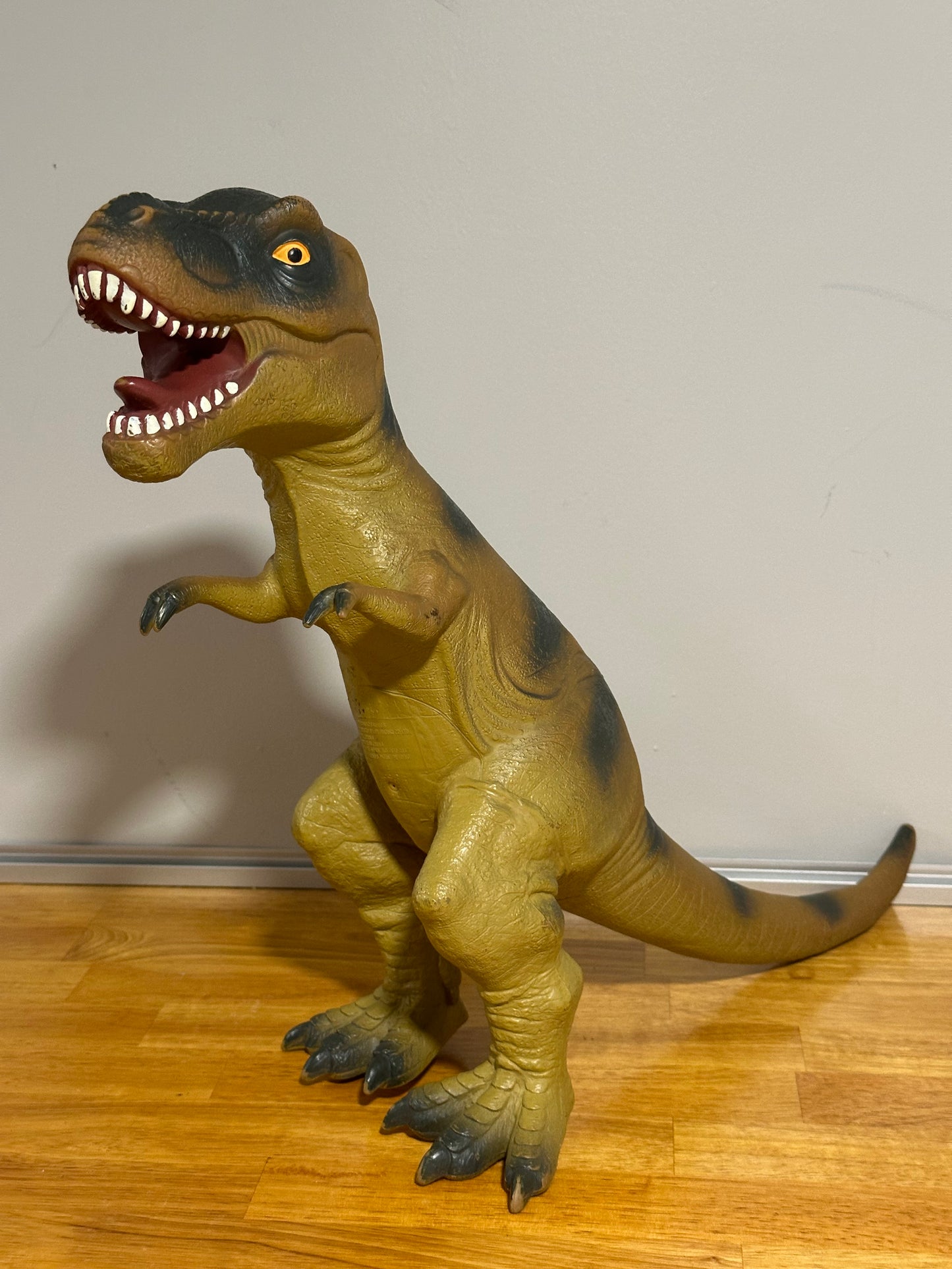 #95A 18" Tall T-rex Figure (soft plastic)