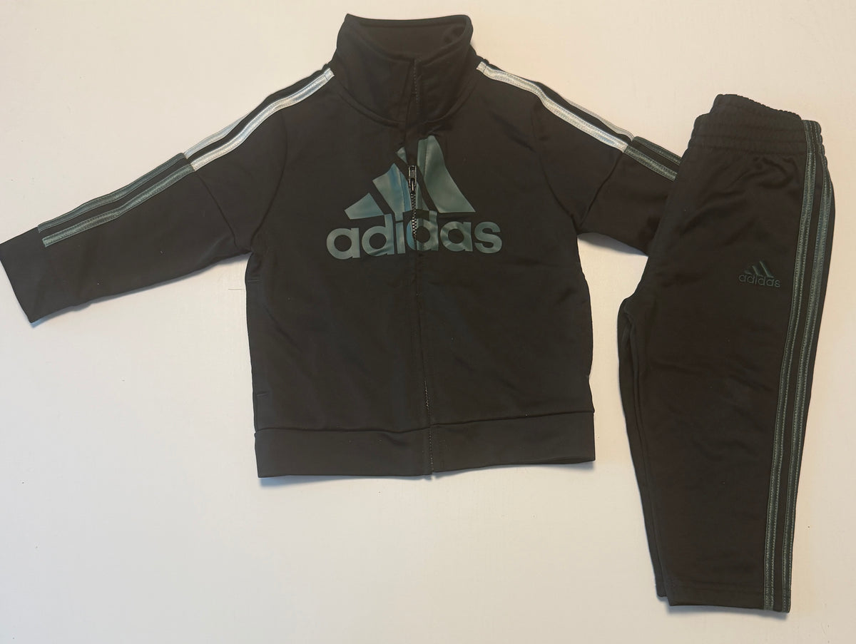 #93 like new adidas tracksuit boys size 12 months