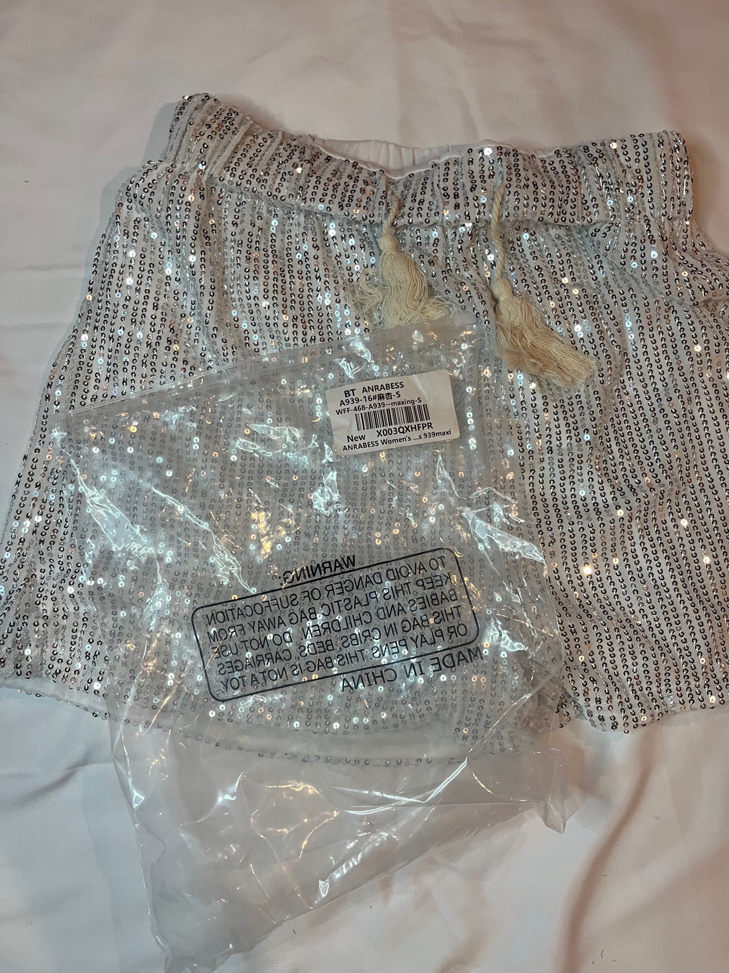 3B Women sequin shorts NWT women’s sm