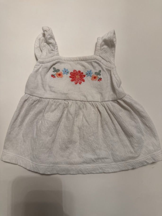 #78 REDUCED Carter's White Floral outfit Girls 6M