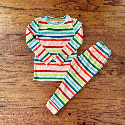 #95 EUC Cat & Jack Snuggly Soft Fleece Rainbow Striped Pajamas, size 3T