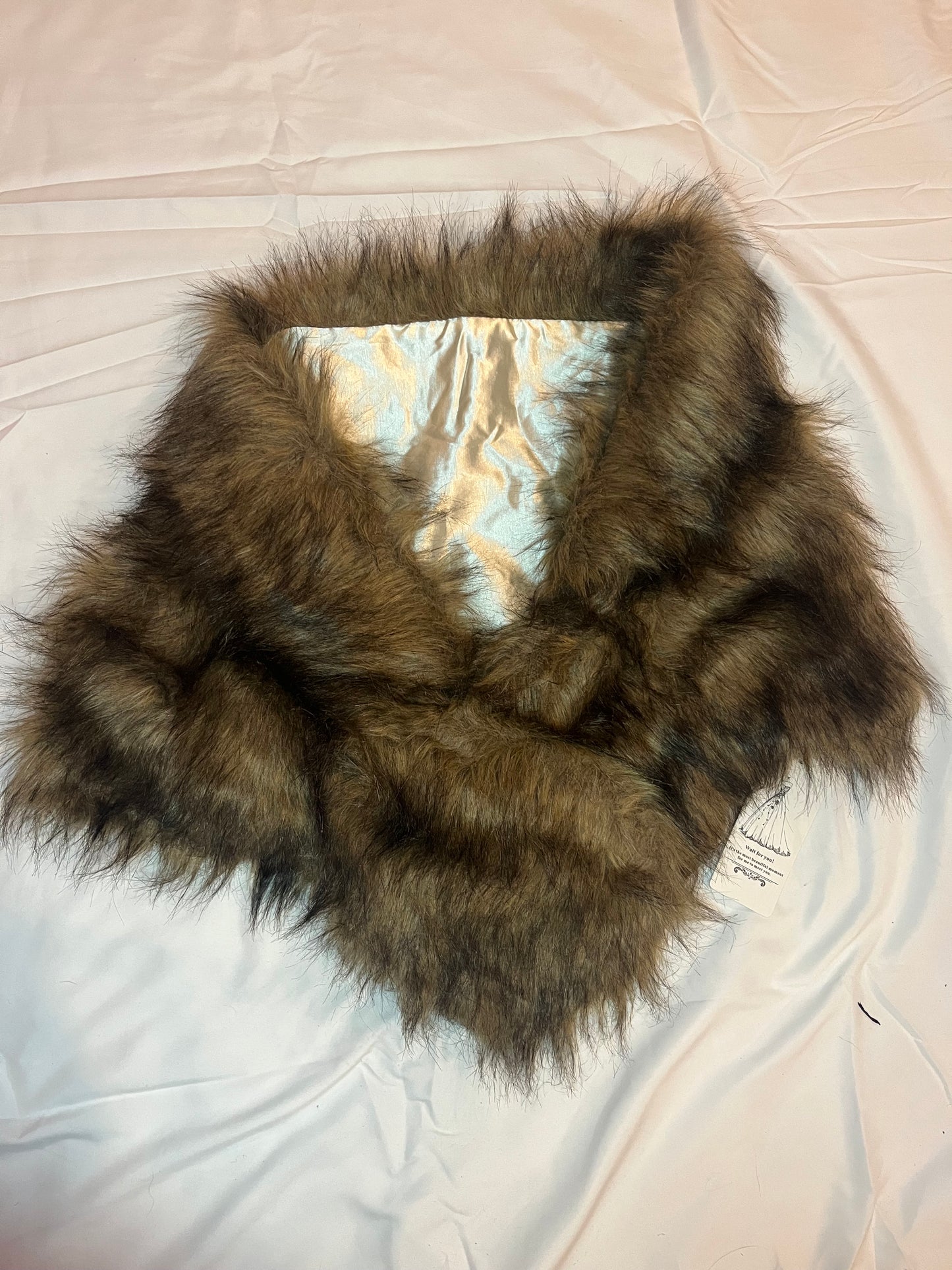 Faux fur wrap 3B