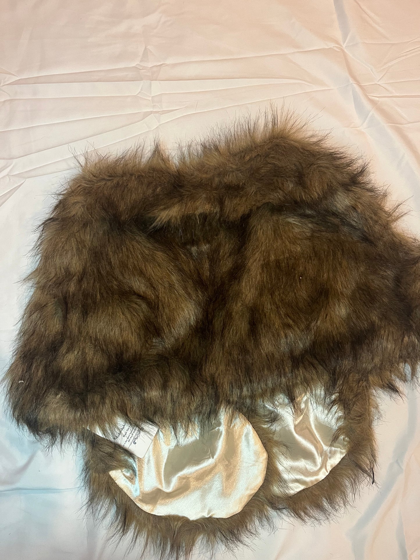 Faux fur wrap 3B