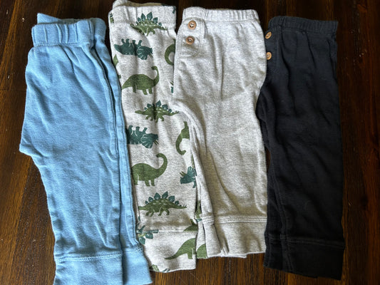 Seller #21 9mo pants bundle (dinos/blue)