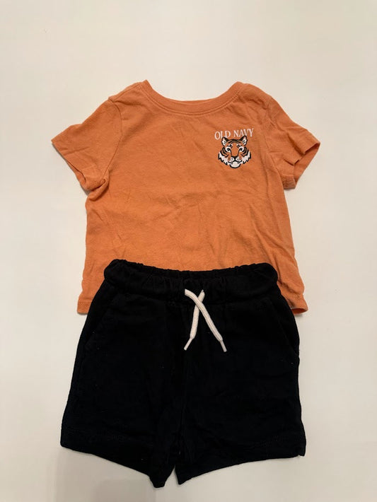 #78 REDUCED Old Navy Tiger Shirt and Black Shorts Boys 12-18M